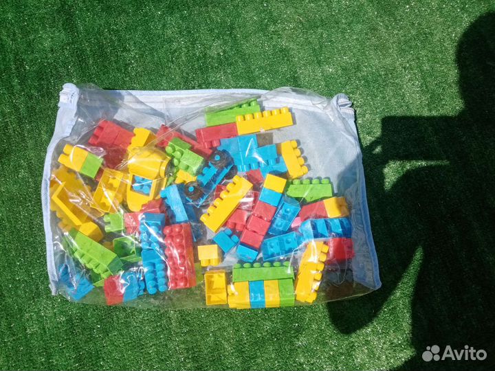 Конструктор крупный