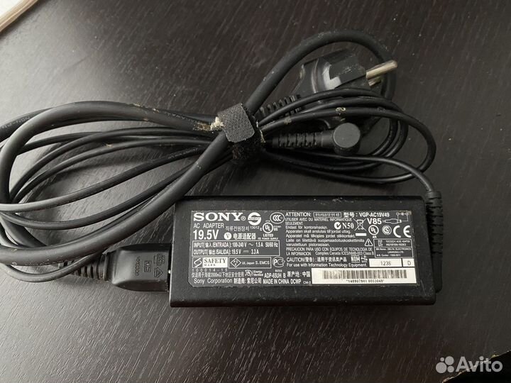 Зарядка от ноутбука Sony