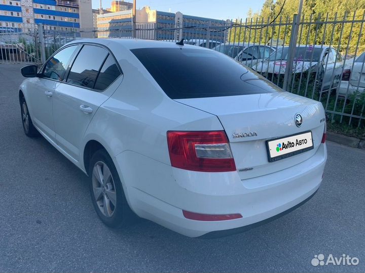 Skoda Octavia 1.6 AT, 2015, 126 000 км