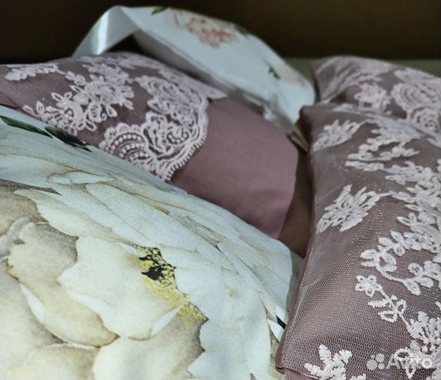 Бортики в кроватку