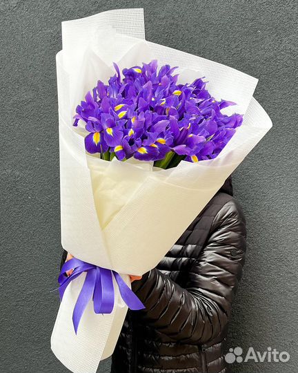 Букеты их Ирисов. Доставка Цветов