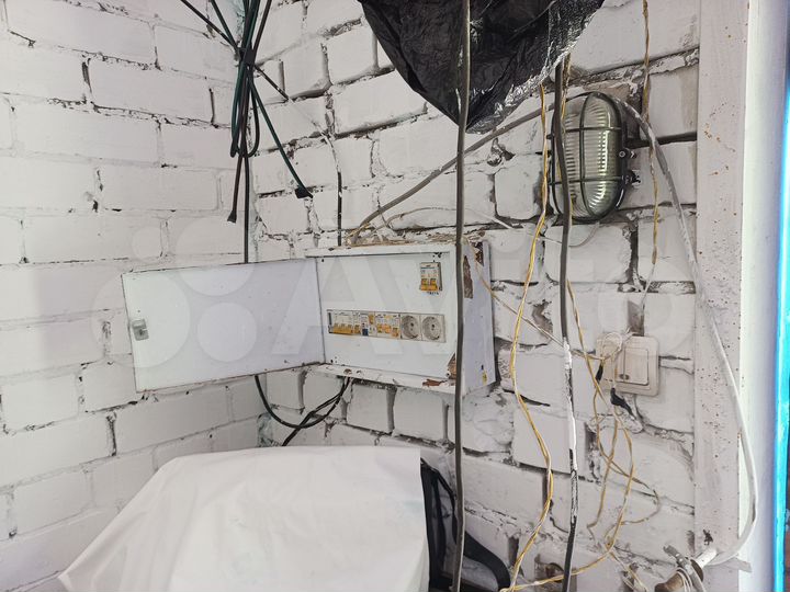 Гараж, > 30 м²