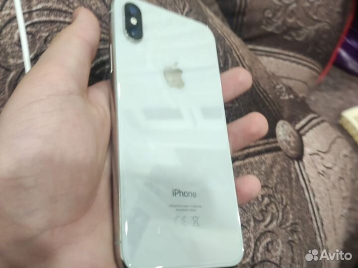 iPhone X, 64 ГБ