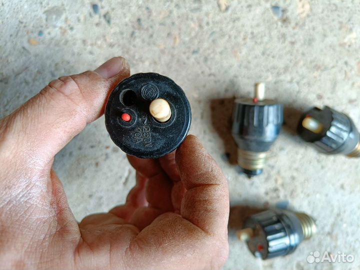 Предохранитель автоматический резьбовой (