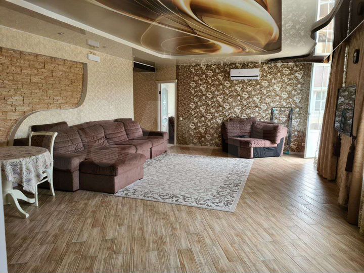 4-к. квартира, 120 м², 2/3 эт.