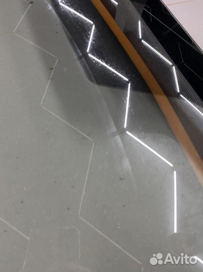 Лобовое стекло на toyota corolla 180