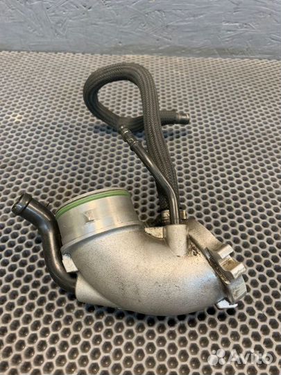 Патрубок турбины правый Bentley Continental Flying