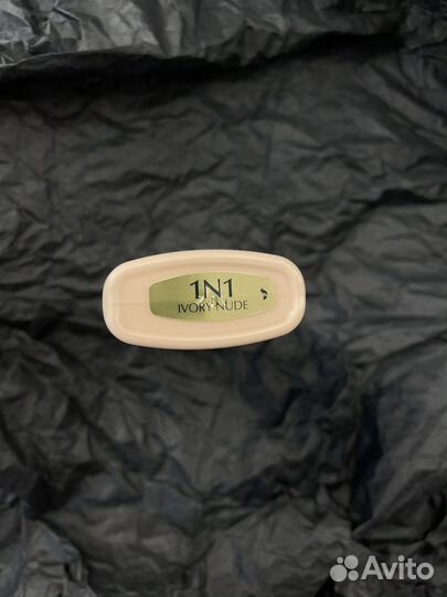 Тональный крем Estee Lauder, Clinique