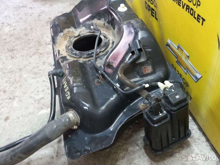 Топливный бак Шевроле Авео Т300