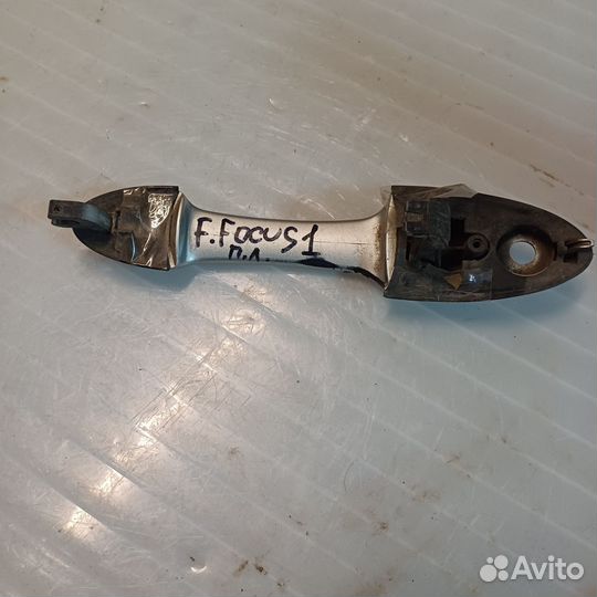 Ручка водительской двери наружная Ford Focus 1