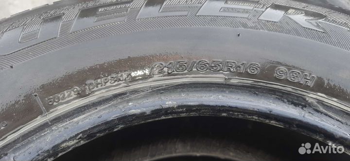 Bridgestone Dueler H/P Sport 215/65 R16