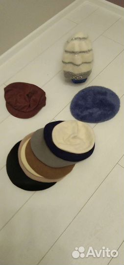 Шапка женская вязаная, берет