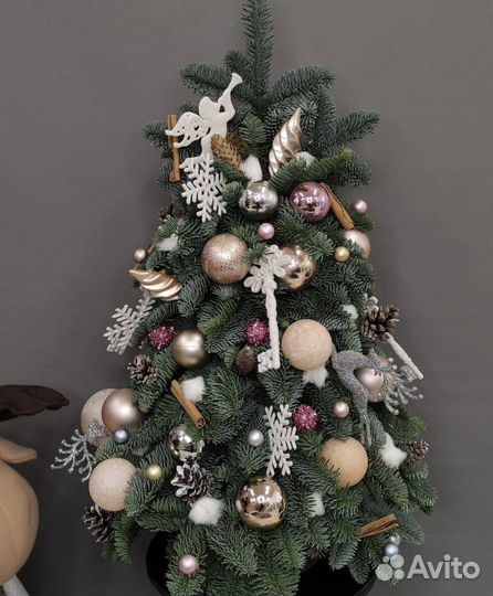 Новогодняя композиция и венок