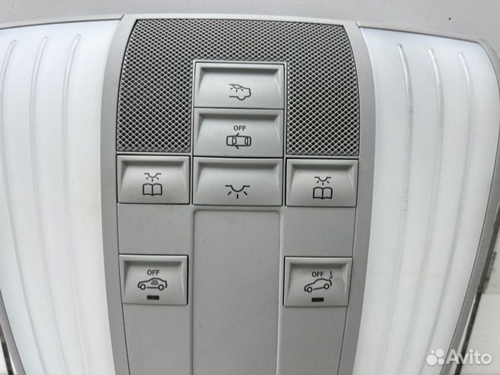 Плафон передний Mercedes Cls W218 642.853 2011