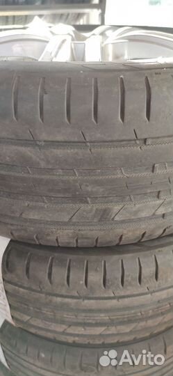 Nokian Tyres Hakka Black 2 235/50 R18