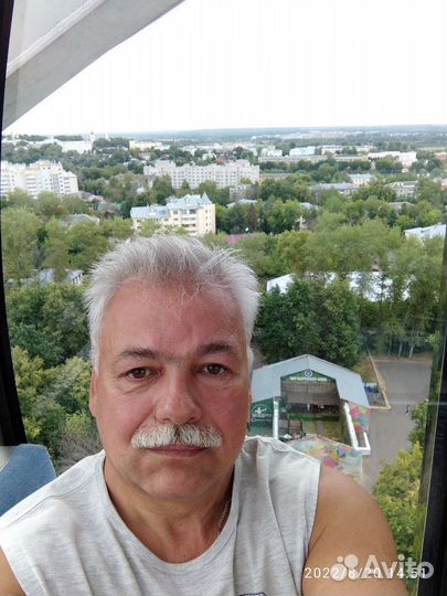 Менеджер по снабжению