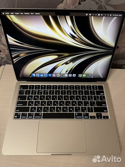 Macbook air 13 m2 256