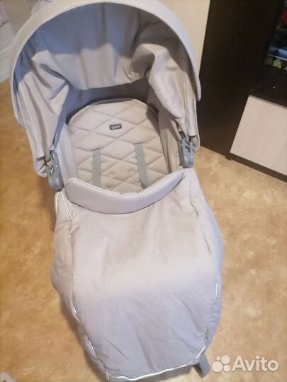 Прогулочная коляска corol