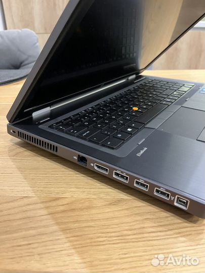 Ноутбук HP EliteBook 8760w