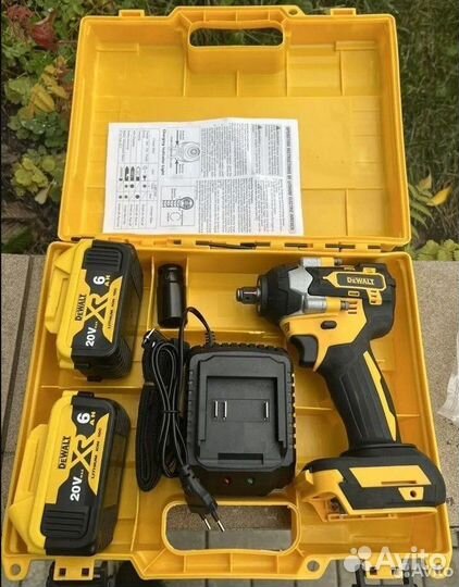 Аккумуляторный гайковерт Dewalt и Makita 550/800 n