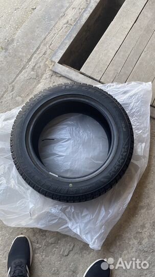 Bridgestone Ice Cruiser 7000 205/55 R16
