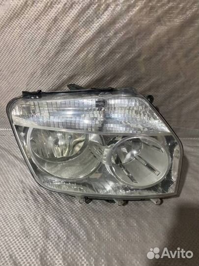 Фара передняя правая Renault Duster 2010-2015