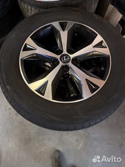 R18 Yokohama BlueEarth RV02 235/65, PCD 5x114.3 DIA 60.1