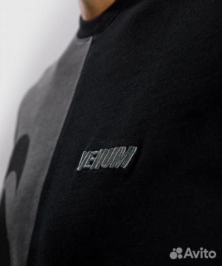 Футболка Venum Giant Split Black/Grey M / L / XL