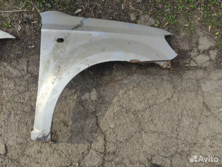 Правое крыло Шевроле Авео Т250