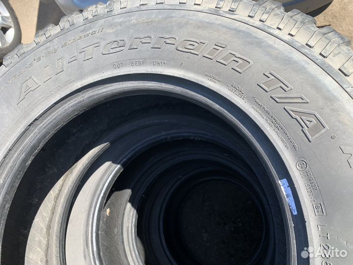 Bfgoodrich All-Terrain T/A 285/70 R17
