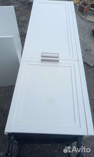 Шкаф для холодильника