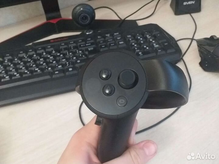 Два контроллера Oculus Cv1 В идеальном состоянии