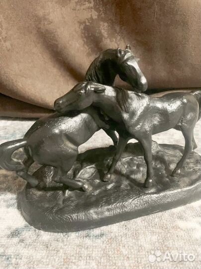 Кони на воле кусинское лите