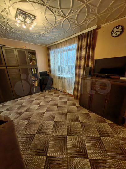 3-к. квартира, 62 м², 1/3 эт.