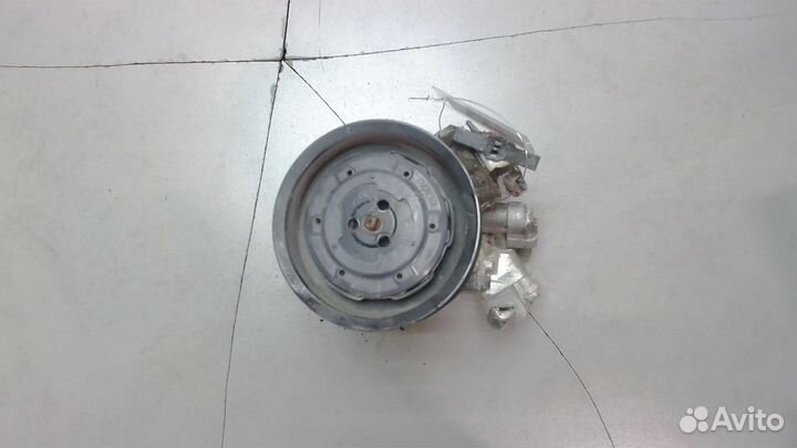 Компрессор кондиционера Toyota Yaris, 2005