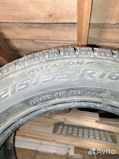 Pirelli Ice Zero 215/55 R16 97