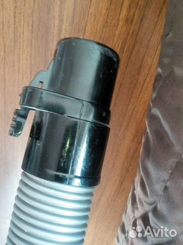 Для пылесоса шланги,щётка