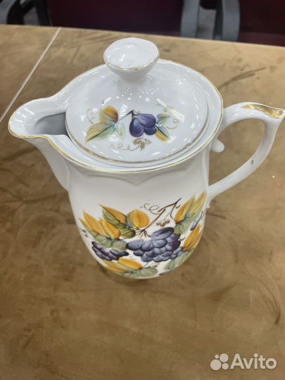 Фарфоровый кувшин СССР