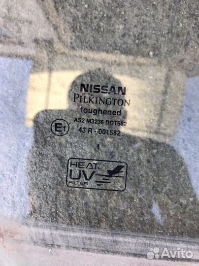 Стекло правое переднее на Nissan Almera N16