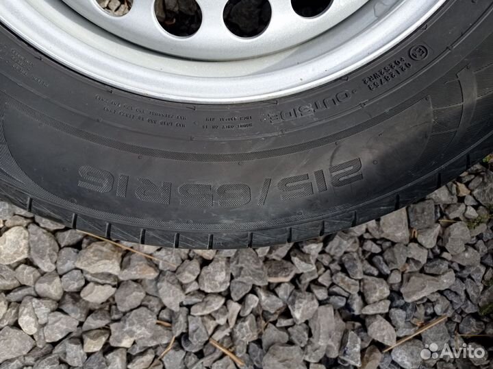 Nokian Tyres Hakka Blue 3 SUV 215/65 R16 102V