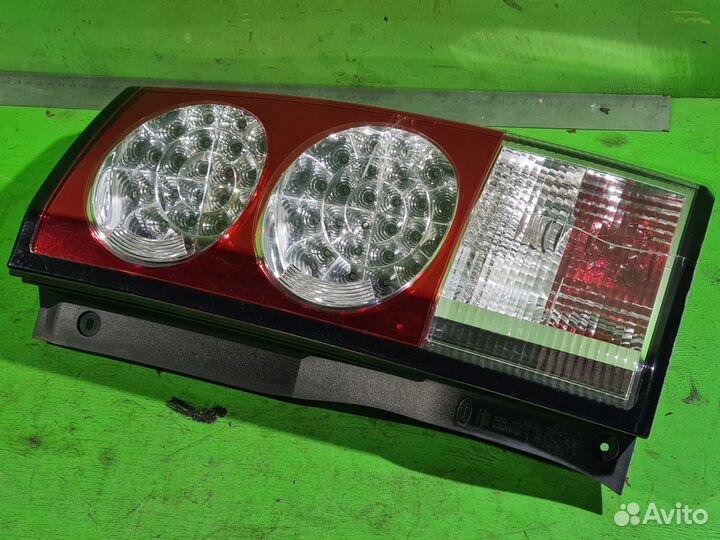 Фонарь правый Land Rover Discovery IV 2009-2016