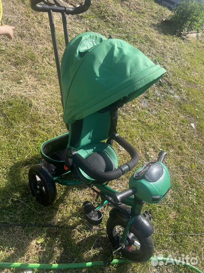 Детский велосипед с ручкой