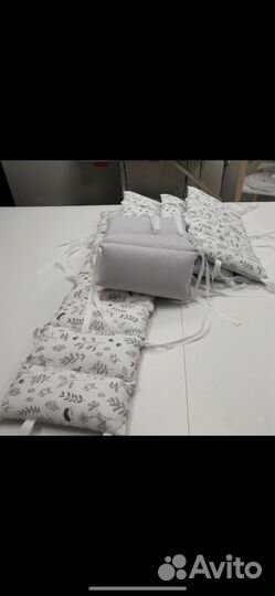 Бортики на кроватку