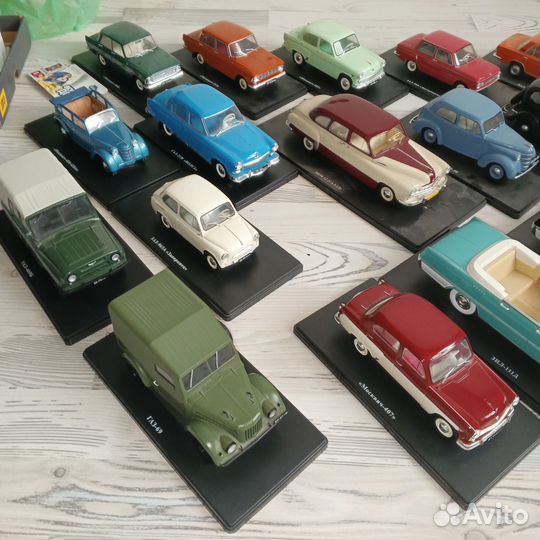 Модель автомобиля деагостини