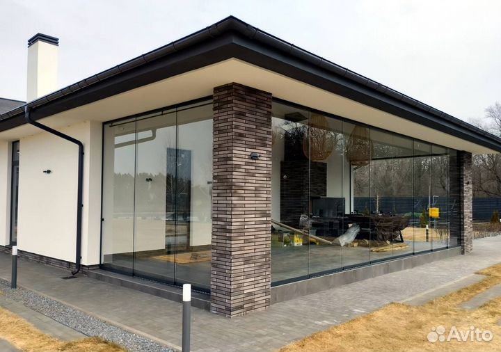 Панорамное остекление загородных домов, квартир