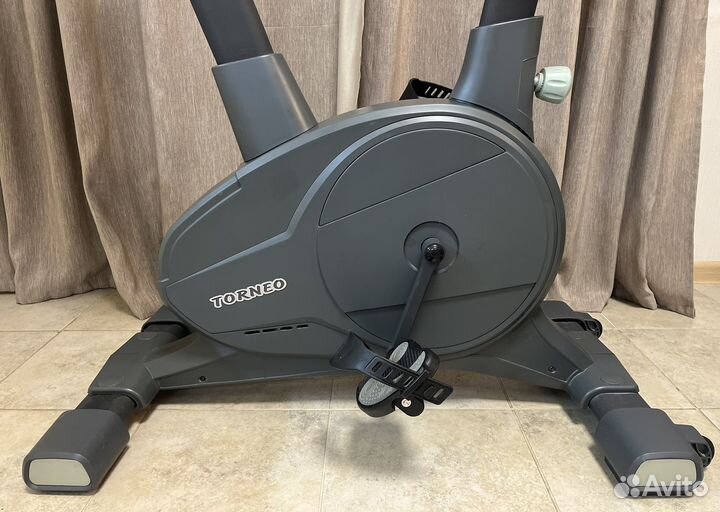 Велотренажер torneo vita b 352