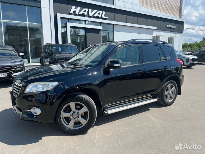 Toyota RAV4 2.0 CVT, 2012, 220 221 км