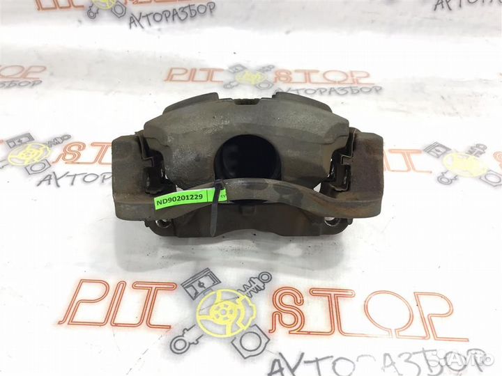 Суппорт передний левый Nissan Qashqai (J10) 2006