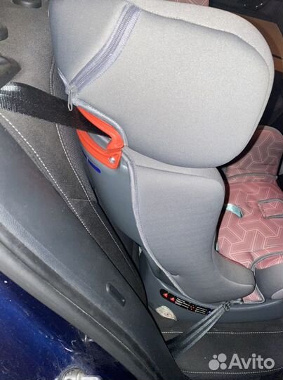Детское автомобильное кресло