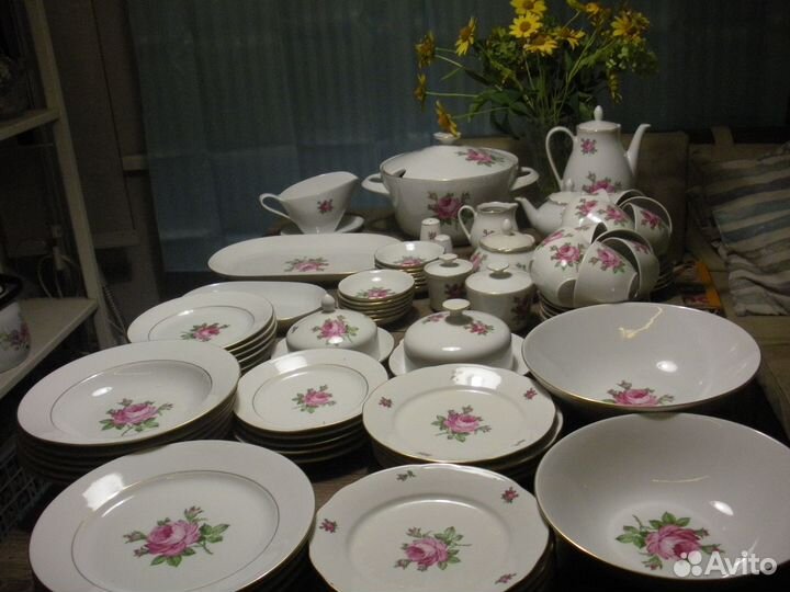 Сервиз столовый, чайный, кофейный